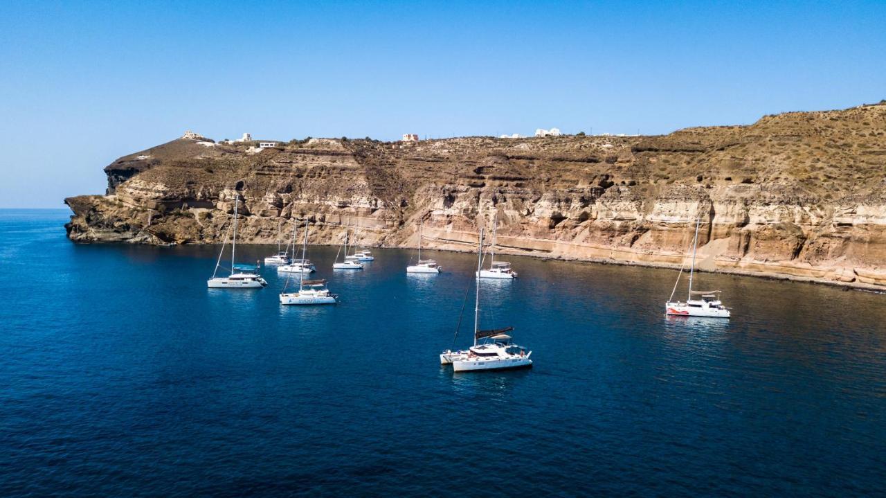 Apartment Black Bay Caves Akrotiri (Santorini)